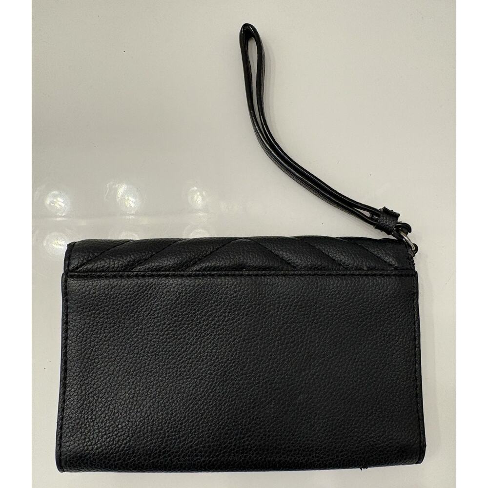 Victoria's Secret V-Quilt Envelope Wallet Wrist Strap Black Faux Leather - Picture 3 of 6